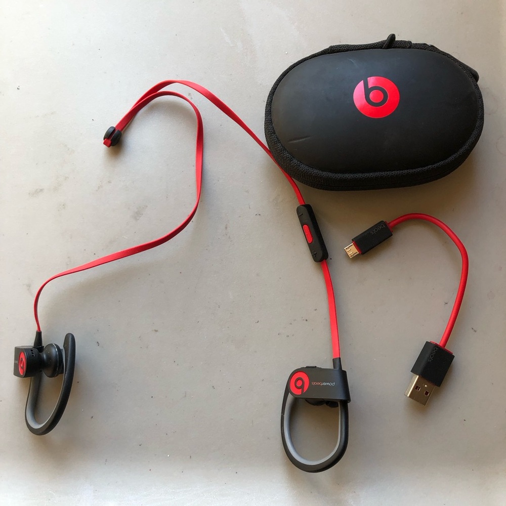 Powerbeats Wireless Earbuds